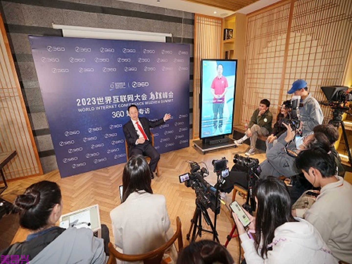 周鸿祎：大模型竞争将聚焦场景应用，私有化定制有前景